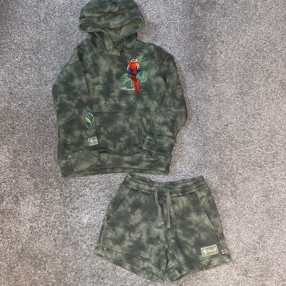 Abercrombie sweat set - tie dye green